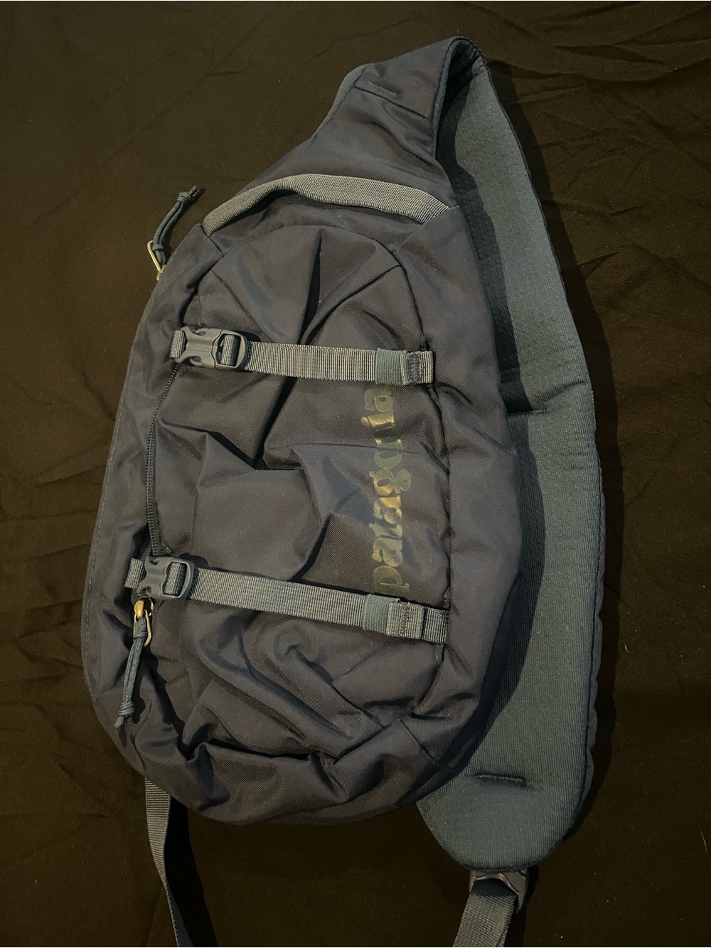 Patagonia Dark Blue Atom Bag